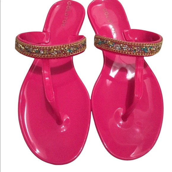gem Shoes - Barbie Pink Gem Sandals Shoes Thongs Bright Pink in size 8 Vacation & Beach